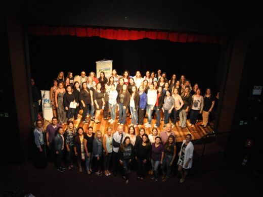 Prefeitura dá posse a 42 novos professores