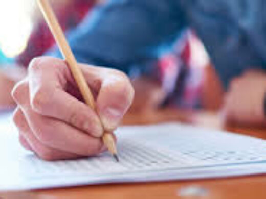 Processo seletivo para estagiários com inscrições