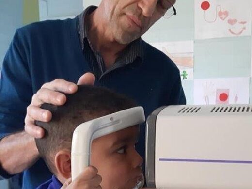 Olhar de Criança realiza triagem nas escolas