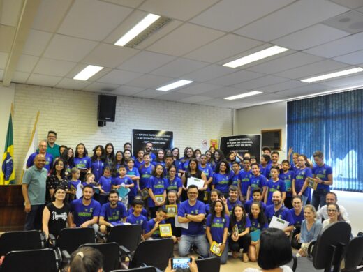 Programa Escola de Hackers forma 135 alunos