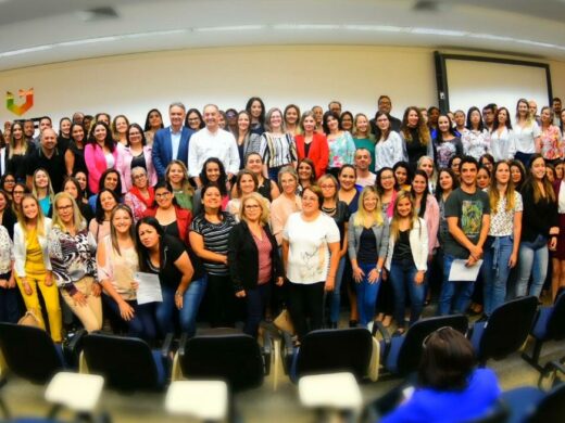 Prefeitura dá posse a 146 novos professores