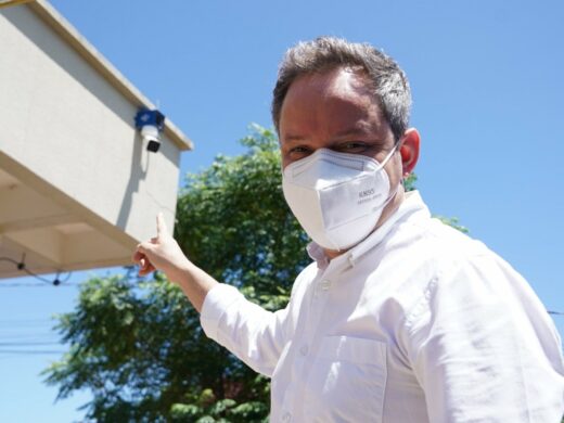 Prefeitura instala câmeras em todas as escolas