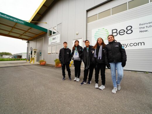 Alunos embaixadores de Passo Fundo conhecem fábrica da Be8 na Suíça