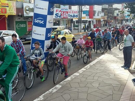 Mais de 170 ciclistas no Passeio Ciclístico