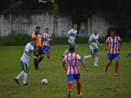 Conesul Selbach é campeão dos Veteranos