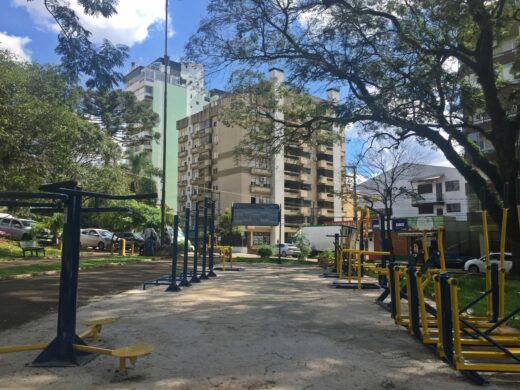 Começa instalação de novas academias ao ar livre