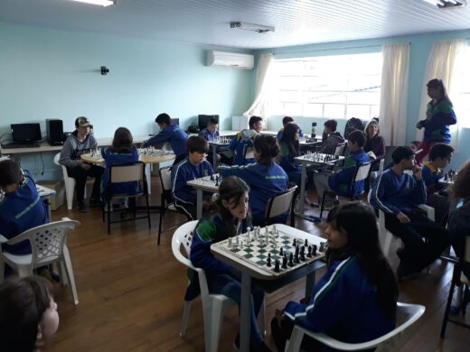 Semana com vôlei e futsal nos Jogos de Integração