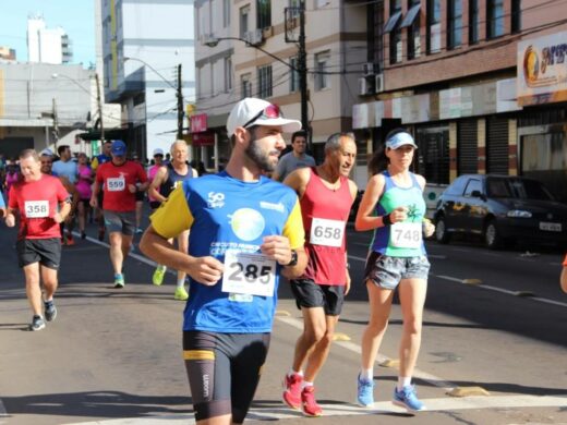 Corrida de Rua reúne mais de 600 participantes