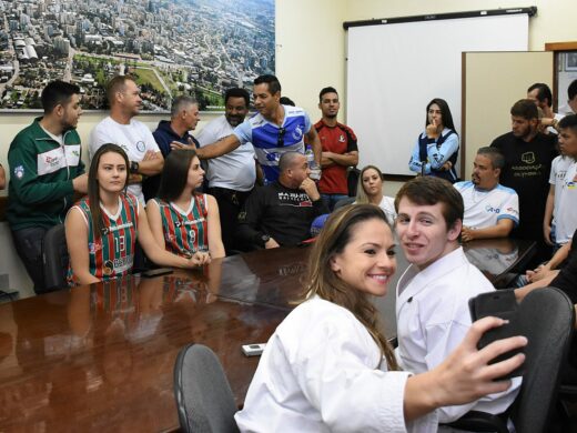 Política pública de incentivo ao esporte amador