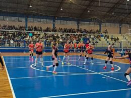 Campeonato Municipal de Voleibol de Base é aberto com participação de 25 equipes em Passo Fundo