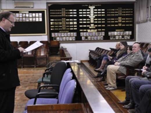 Prefeitura apresenta relatório de gestão fiscal do município