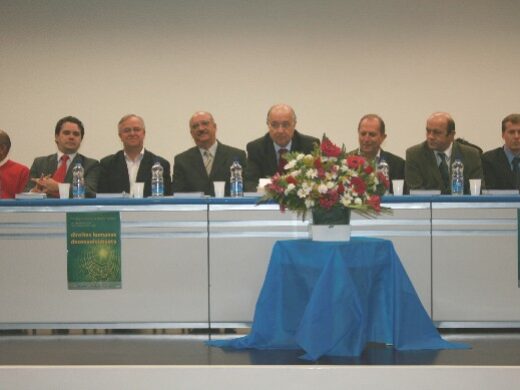 Aberto 4º Colóquio Nacional de Direitos Humanos