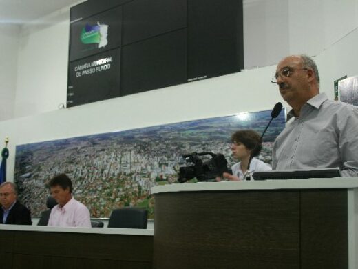 Prefeito abre ano Legislativo anunciando ações para 2010