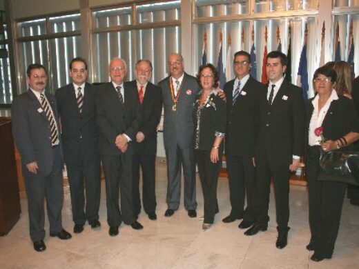 Prefeito recebe Mérito Farroupilha