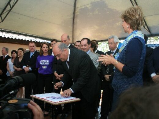 Prefeitura e governo do estado lançam Programa de Prevenção a Violência