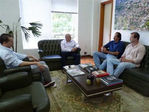 Faculdade João Paulo II recebe o apoio do prefeito Airton Dipp