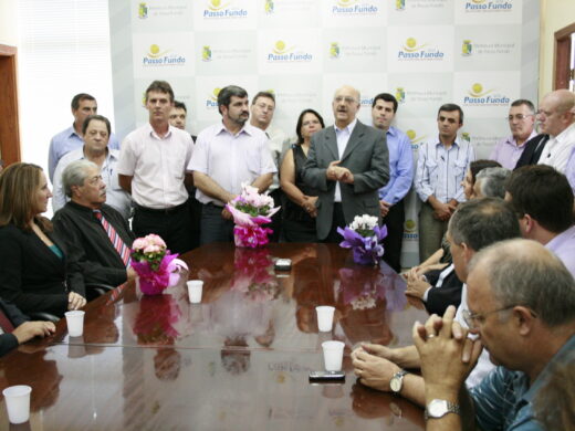 Dipp exalta gestão ao nomear novos secretários