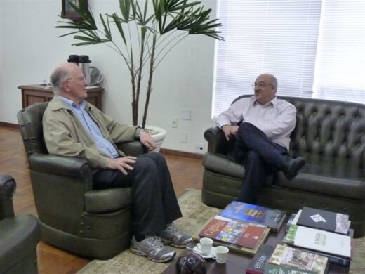 Dipp recebe visita do Padre Alcides Guareschi