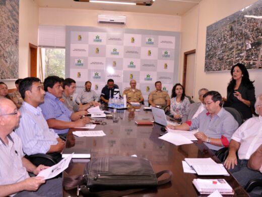 Prefeitura realiza reunião preparatória para Seminário Anti-Drogas
