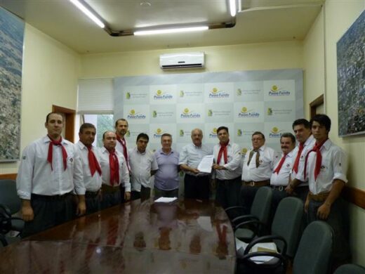 Cavaleiros do Planalto Médio recebem área junto ao Parque da Roselândia