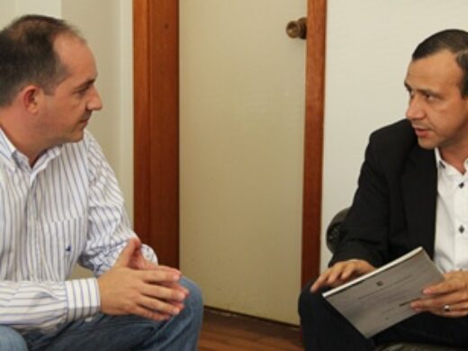 Deputado Carlos Gomes divulga Plano Safra na Prefeitura de Passo Fundo