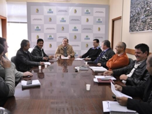 Reunião na Prefeitura encaminha demandas da vila Ricci