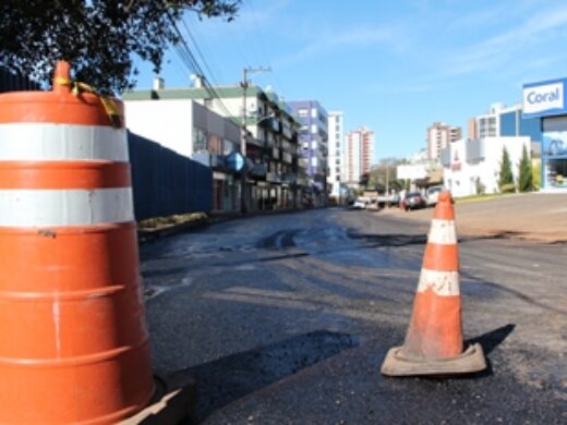 Luciano autoriza obras que irão ligar bairros de Passo Fundo