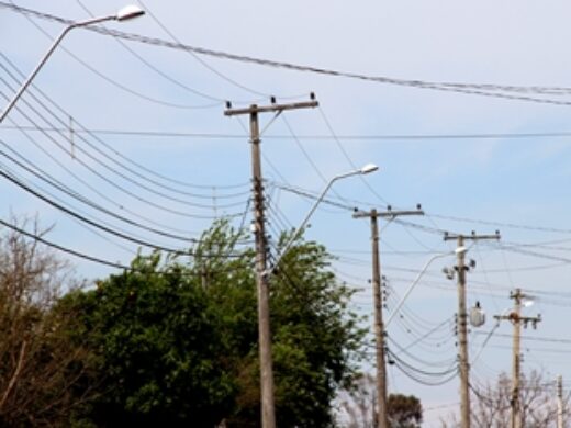 Cidade Luz: Prefeitura reforça iluminação em mais duas escolas