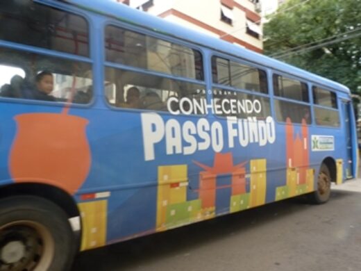 Ônibus do Programa Conhecendo Passo Fundo retoma atividades