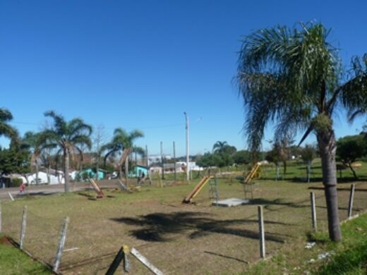 Prefeitura inicia limpeza para a próxima edição do Programa Bairro a Bairro