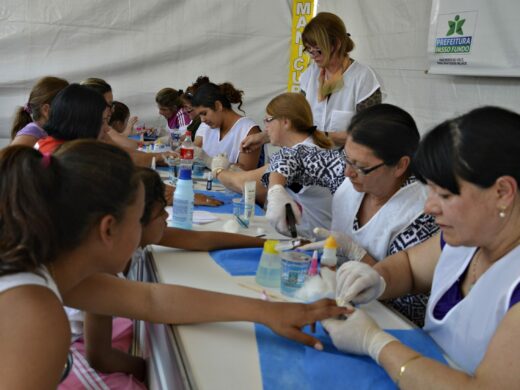 Prefeitura Bairro a Bairro: moradores da Vila Operária recebem os serviços