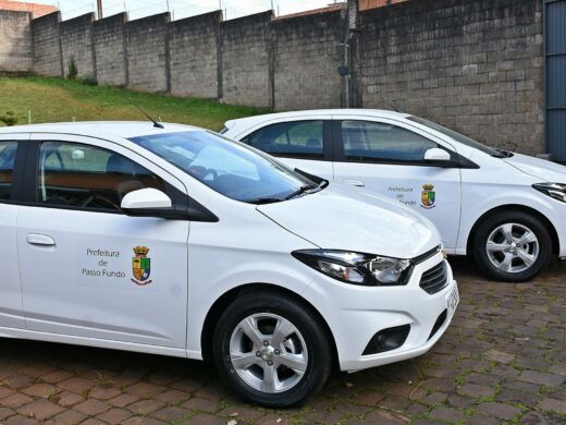 Veículos novos para secretarias do município