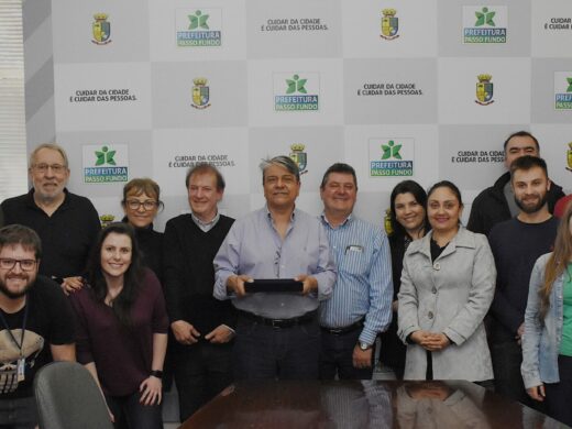 Mais de 100 anos de serviço público