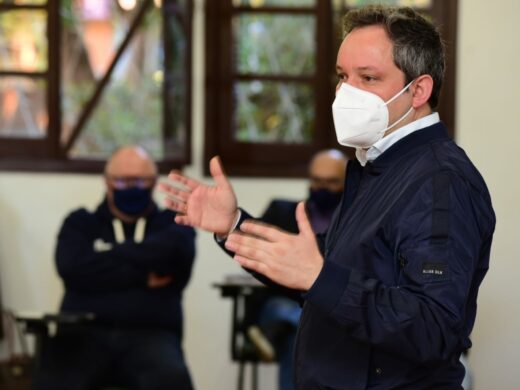 Avaliação dos primeiros seis meses de gestão