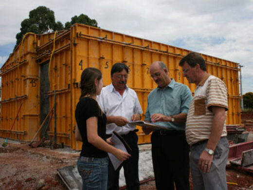 Nova tecnologia em casas populares do município