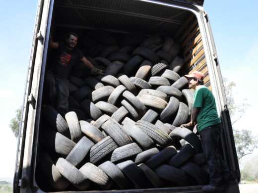 Pneus são retirados do Ecoponto para que funcionamento seja normalizado