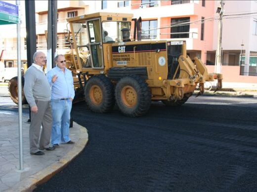 Prefeitura promove melhorias na avenida Rio Grande