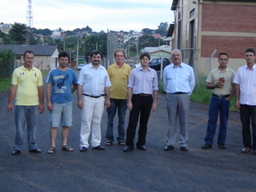 Dipp vistoria obras da Prefeitura