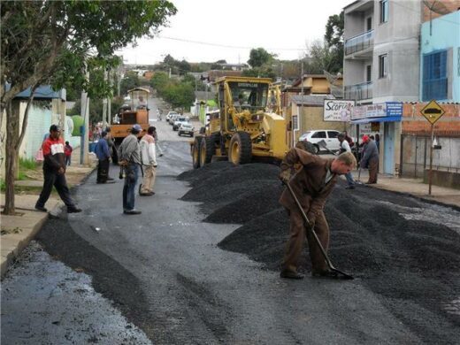 Semana foi de recapeamento nos bairros e avenida