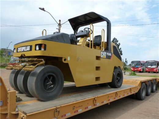 Município adquire rolo compactador que agiliza pavimentação