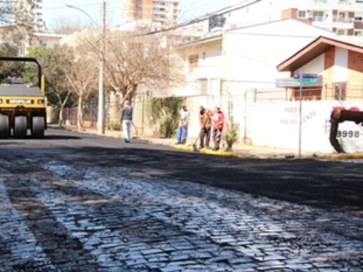 Prefeitura inicia obras na Vila Annes