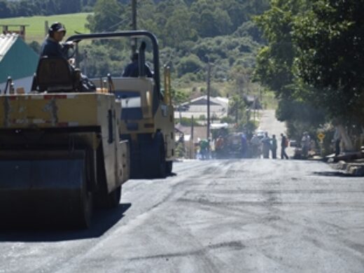 Prefeitura concluí obras de pavimentação na Victor Issler