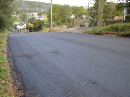 Prefeitura conclui pavimentação no Loteamento Santo Antônio da Pedreira