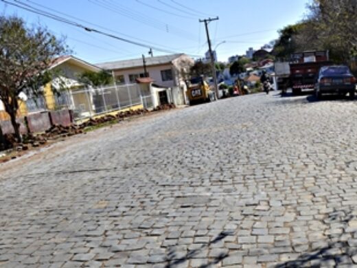 Anunciada pelo prefeito a pavimentação da Rua Minas Gerais