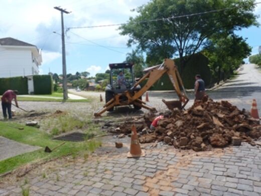 Prefeitura realiza recuperação asfáltica e melhorias em diversos locais