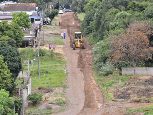 Prefeitura inicia obras de asfalto em 20 quadras