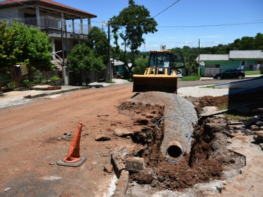 Obras de canalização na Planaltina e Bom Jesus