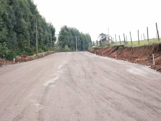 Pavimentação no Distrito Industrial