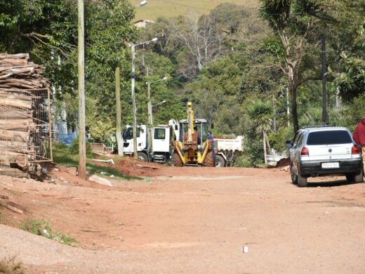 Seguem obras de asfalto no Parque Recreio