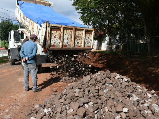 Obras atendem moradores no Nenê Graeff